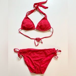 Mossimo women’s red lace string bikini